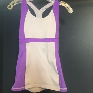 Lululemon tank with built in bra
